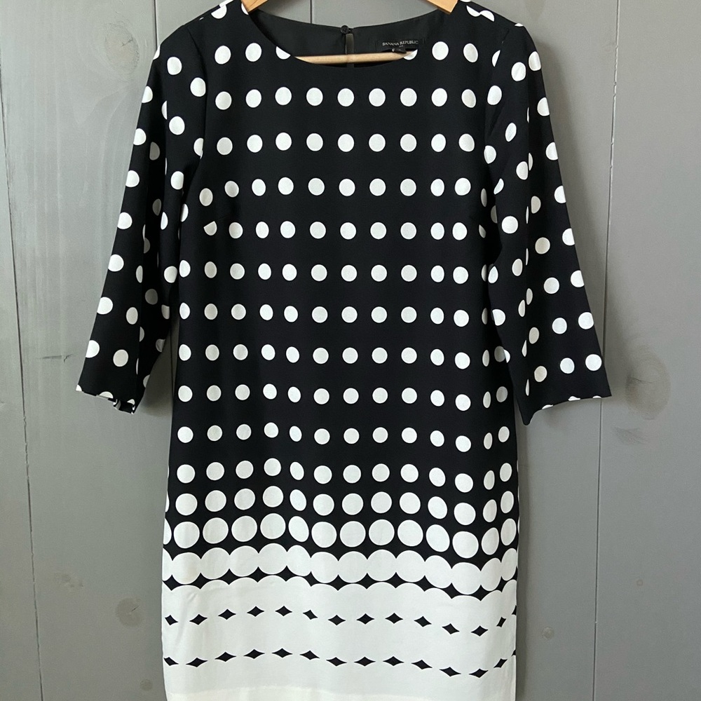 Banana Republic Black/White Polka Dot Shift Dress